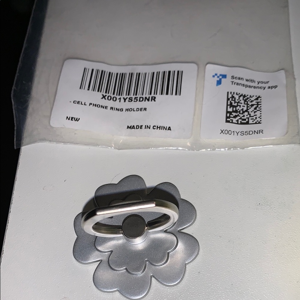 Silver Flower Phone Ring Holder nwt